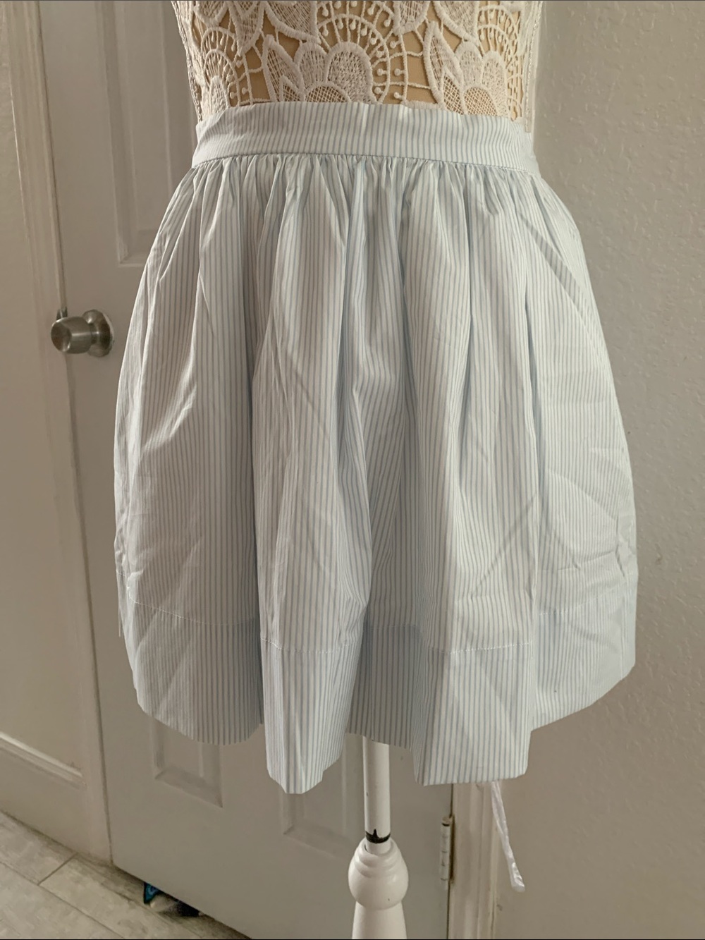 Frankies Bikinis Tory Saltwater Stripe Cotton Poplin Skirt Small NWT Coastal